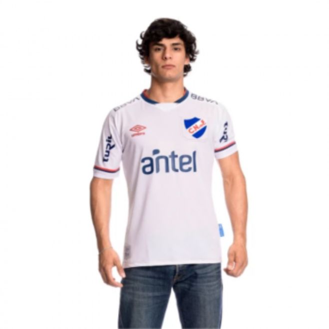 Club Nacional de Football Official Shirt 2022/23 Luis Suárez - White - Jersey Teams World